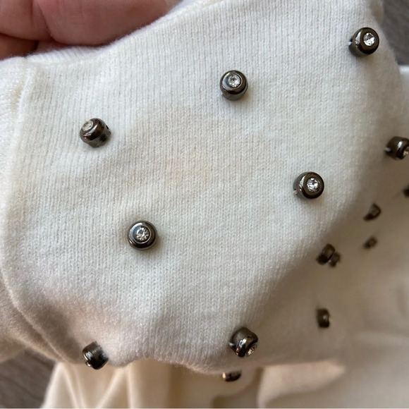 J Jess Beaded Embellished Soft  Pullover Sweater - Picture 15 of 16